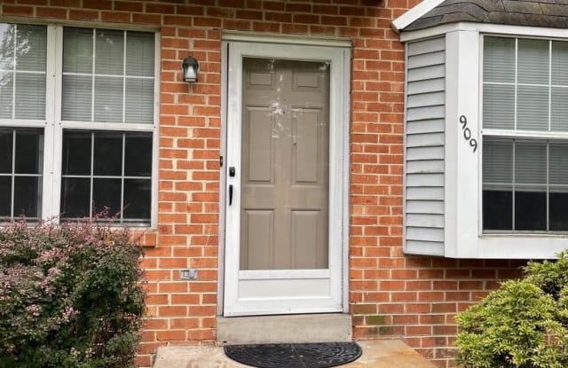 909 NORTHRIDGE DR #92-B - 909 Northridge Drive, Montgomery County, PA 19403