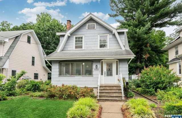133 Highwood Avenue photos photos