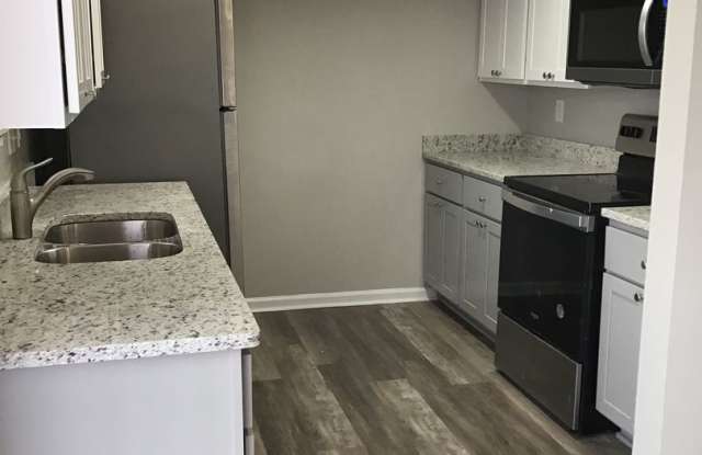 3 Bed 1.5 Bath Townhome photos photos