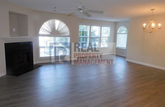 3708-2A Cotswold Terrace - 3708 Cotswold Ter, Greensboro, NC 27410