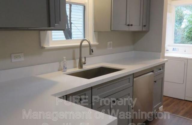 1718 S. 8th St. - 1718 South 8th Street, Tacoma, WA 98405
