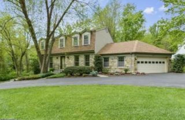 6034 CHESTERBROOK ROAD - 6034 Chesterbrook Road, McLean, VA 22101