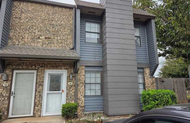 401 SE 12th Street unit: 156 photos photos