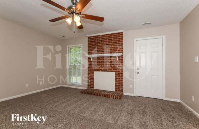 7328 Canyon Drive Gallery 3