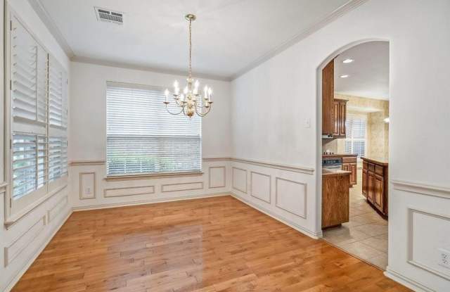8715 Rugby Drive Gallery 4