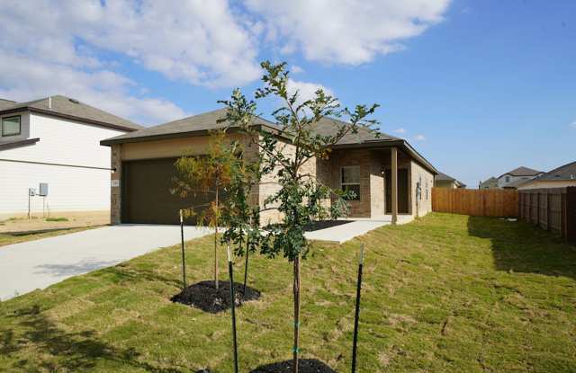 Beautiful 4-Bedroom Home in New Braunfels, TX! - Realtor Commission: $600 Gallery 3
