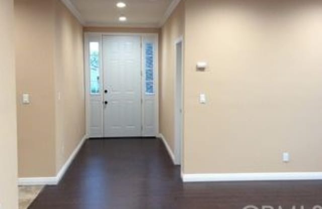 125 Orangewood Street Gallery 4