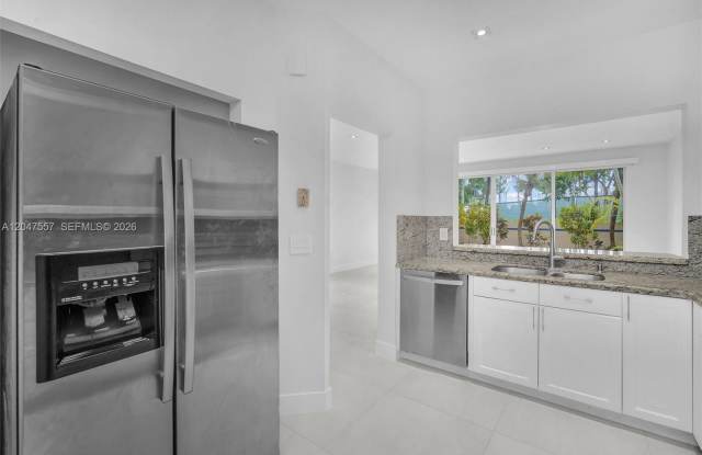21391 Marina Cove Circle Gallery 4