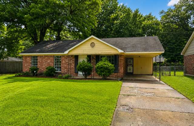 Charming 3-Bedroom Home in Memphis Comfort & Convenience Await! photos photos