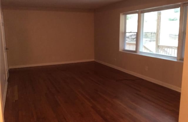226 Indian Trail Gallery 4