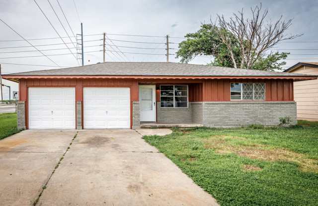 4699 Northwest Ozmun Avenue photos photos