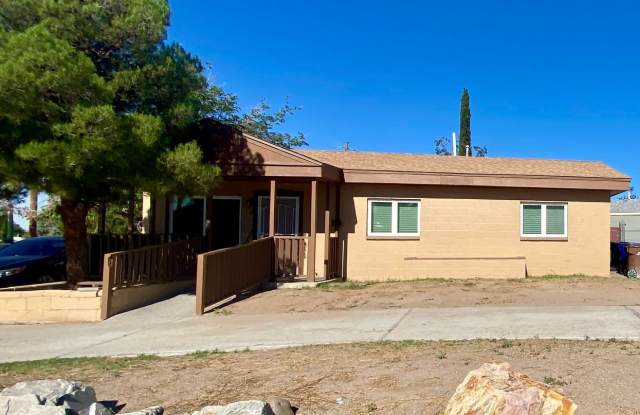 1228 Lees Dr - Las Cruces Rental Home with 3 Bedrooms, Refrigerated Air, and Tile Floors photos photos