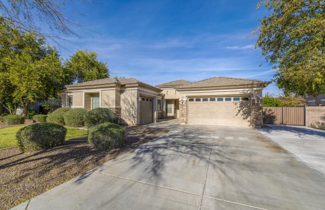 18728 E EGRET Circle - 18728 East Egret Circle, Queen Creek, AZ 85142