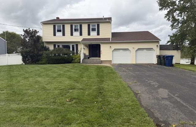19 Fieldstone Lane Gallery 1