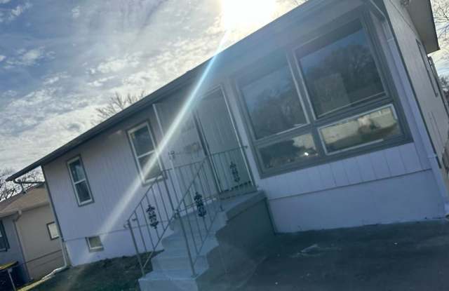 4920 Manchester Avenue - 4920 Manchester Avenue, Kansas City, MO 64129