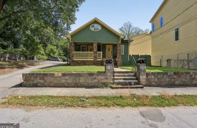 891 N Eugenia Place NW #A Gallery 1
