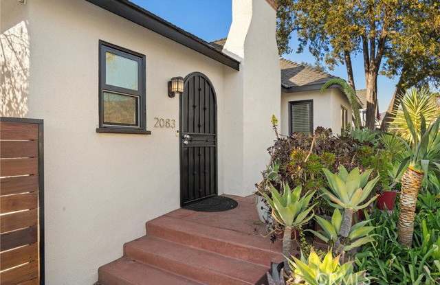 2083 Parnell Way Gallery 1