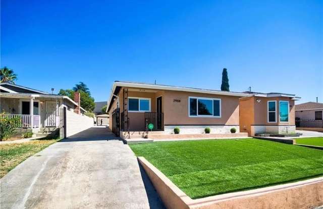 2908 Concord Avenue photos photos