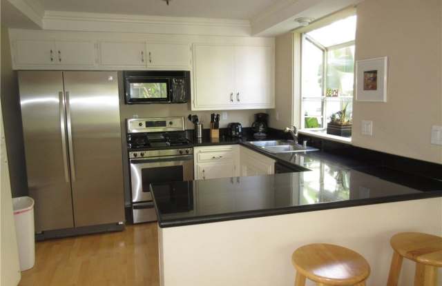 3600 Seashore Drive Gallery 4