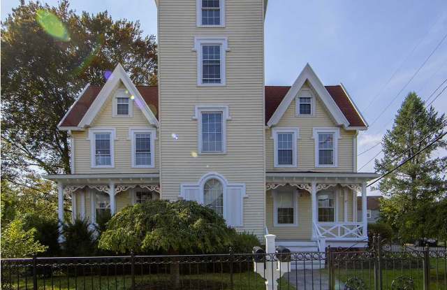 17 CHURCH ST - 17 Church Street, Beacon, NY 12508