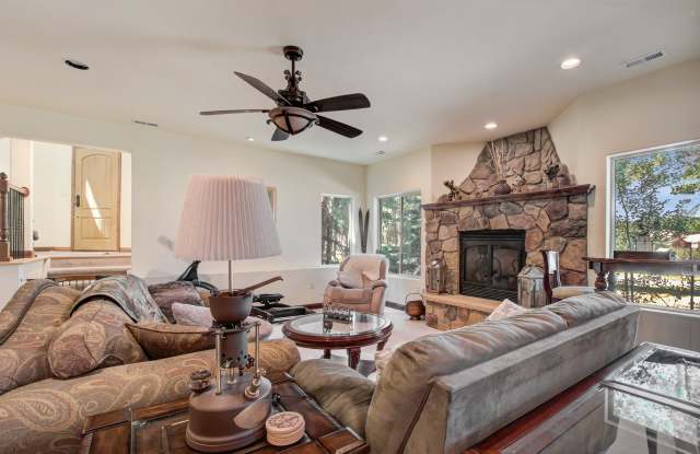 18525 Glenthorne Lane Gallery 3