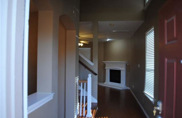 2100 Leandra Lane Gallery 2