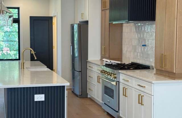 7519 RIDGE Avenue Gallery 2