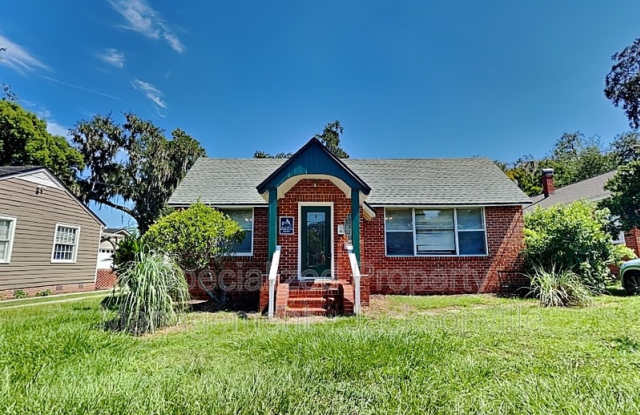 3929 Gadsden Rd - 3929 Gadsden Road, Jacksonville, FL 32207