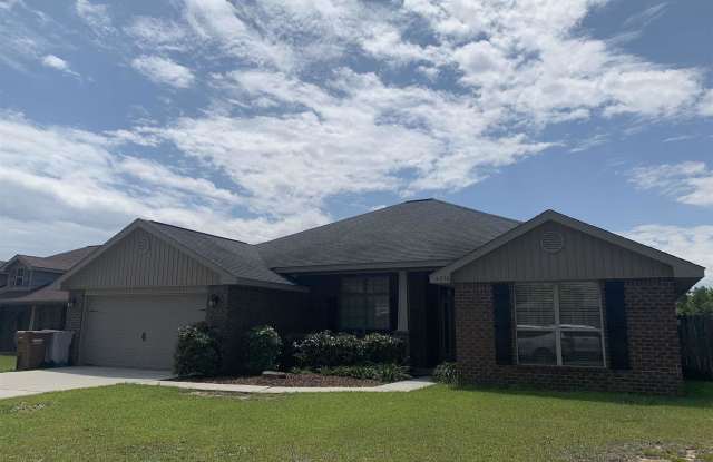 5530 TUCKER CIR - 5530 Tucker Circle, Pace, FL 32571