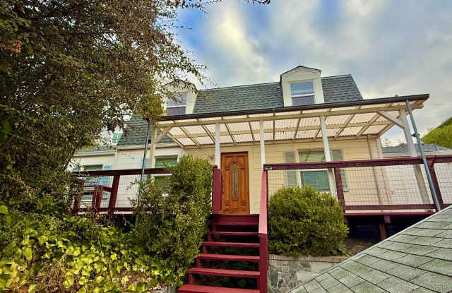 NOW AVAILABLE! | $3,690 | Charming 3BR/2BA Castro Valley Hillside Home w/ Scenic Views! Gallery 1