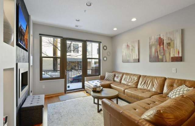 541 S 2nd Street Gallery 2