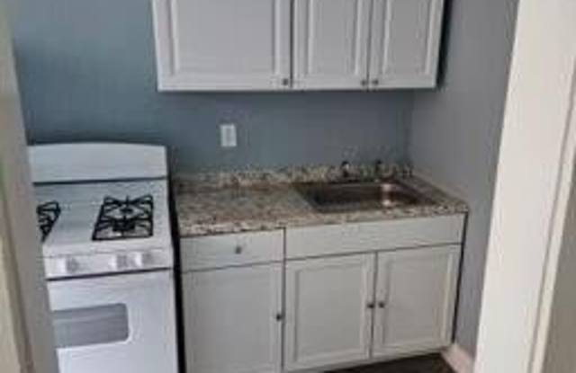 13641 La Salle Boulevard Gallery 4