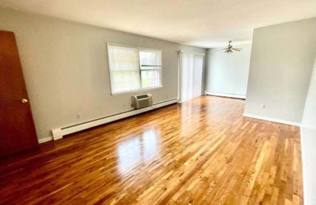120 Fairview Ave photos photos