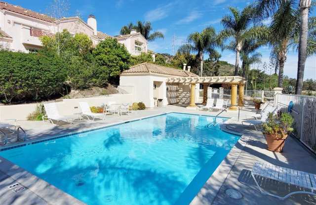 1569 Cormorant Drive Gallery 2