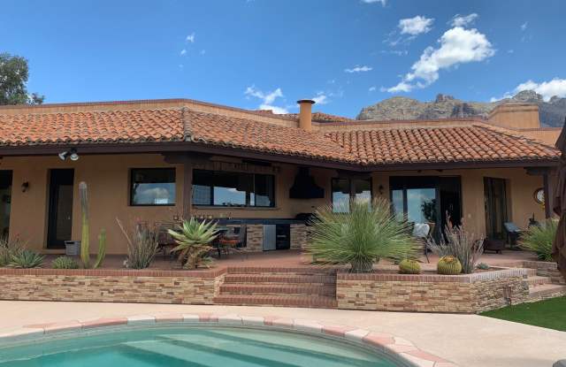 3120 E Crest Shadows Drive - 3120 East Crest Shadows Drive, Catalina Foothills, AZ 85718