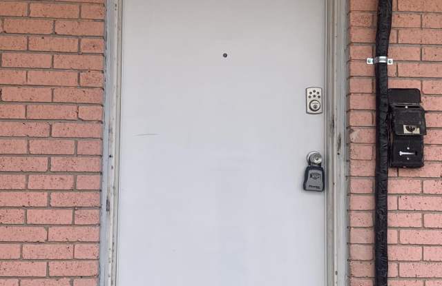 3910 LEAVELL Avenue unit: 3 photos photos