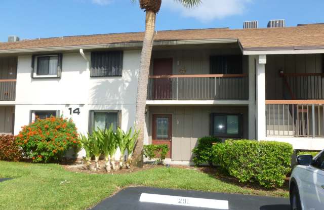 1600 NE Dixie Highway photos photos