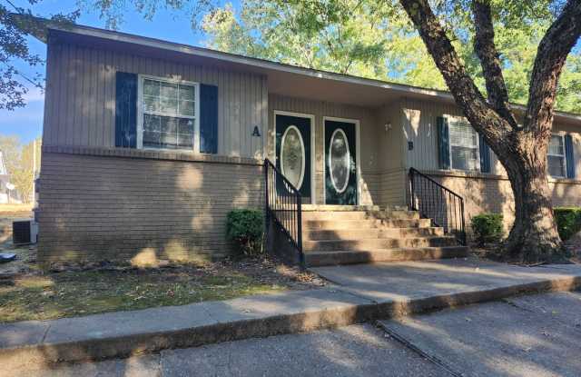 1B/1B End-Unit Apt Gallery 1
