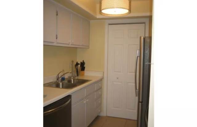 3207 South Beneva Road Gallery 4