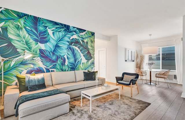 1431 Lincoln Ter Gallery 3
