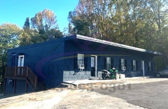 1601 Wildwood Ave SE - 1601 Wildwood Avenue Southeast, Cleveland, TN 37311