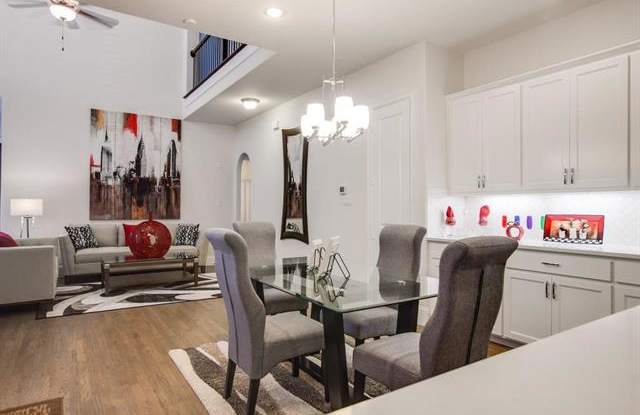 527 Sandy Lane Gallery 4