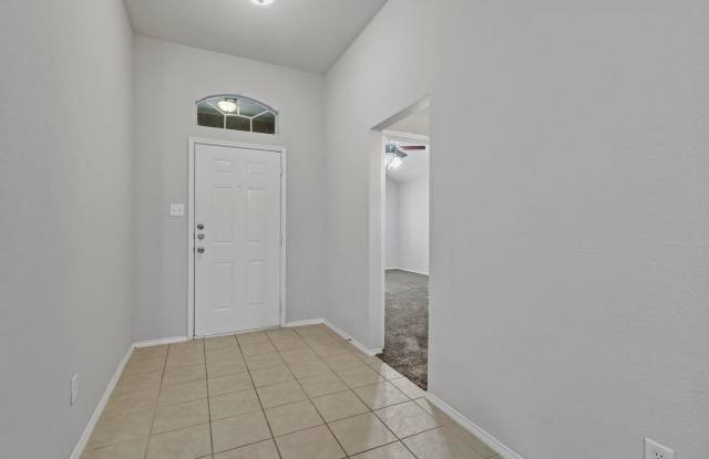 Beautiful 4 Bedroom Home For Lease in Princeton ! Gallery 4