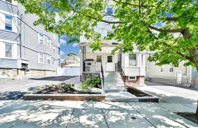 77 Swan St. photos photos