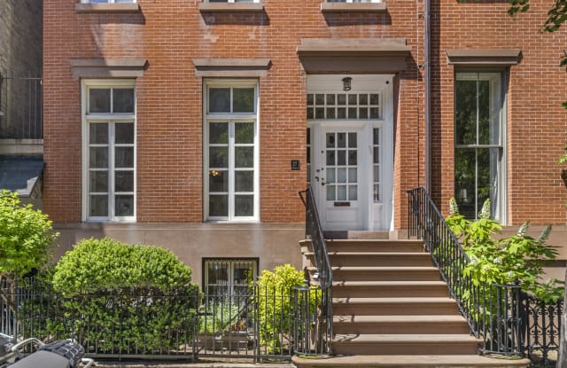 27 Perry Street - 27 Perry Street, New York City, NY 10014