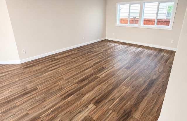 9410 185th Street Court East Gallery 4