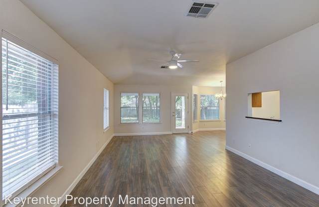 9305 Sanford Drive Gallery 4