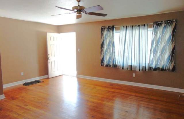 337 South Highland Avenue Gallery 2