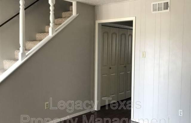 1401 Courtney Pl - 1401 Courtney Place, Cleburne, TX 76033