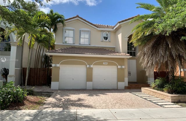 11348 NW 47th Ln - 11348 Northwest 47th Lane, Doral, FL 33178